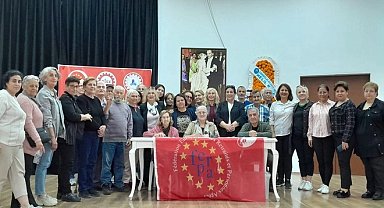 Devrimci Emekli-Sen Karabağlar'da Şengül Yanar güven tazeledi