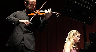 Eskişehir'de "Film Gibi Bir Gece" oda müziği konseri izleyicilerle buluştu