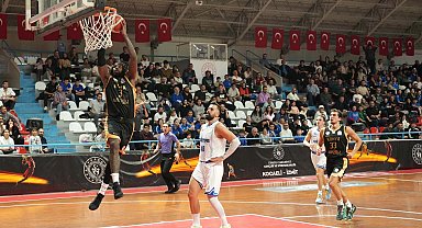 Konya Büyükşehir zirve takibini sürdürüyor