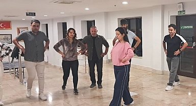 Konya'da geleneksel ritimler sahneye taşınıyor