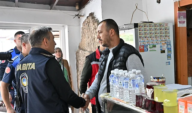 Manisa Büyükşehir'den okul önlerinde seyyarlara sıkı denetim