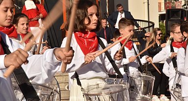 Manisa Halil Yurtseven İlkokulunda Cumhuriyet coşkusu