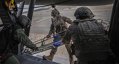 Muharip personele tıbbi görev... Kritik müdahalelere yeni yönetmelik