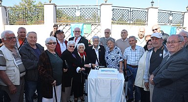 Nilüfer'de 'Yaşlılar Günü'nde gençlik coşkusu