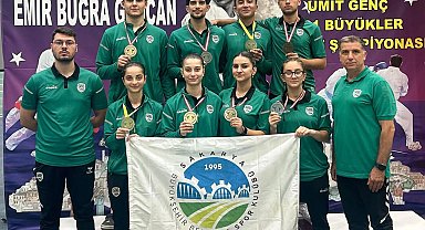 Sakaryalı karateciler Bursa'da madalyaları topladı