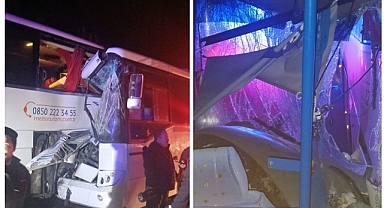 Sinop'ta yolcu otobüsü ile işçi servisi çarpıştı