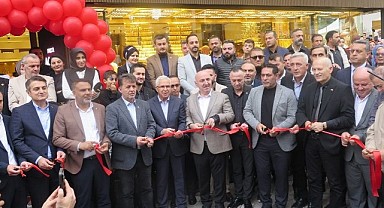Yok böyle açılış: Bedava 500 altın ve 500 kol saati!
