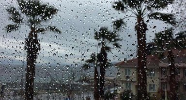 Batı ve Karadeniz'de sağanak yağış bekleniyor