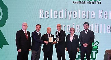 Bursa Büyükşehir'e 'akıllı şehir' ödülü