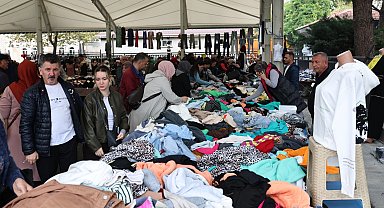 Bursa Nilüfer'in 7'nci giyim pazarı açıldı