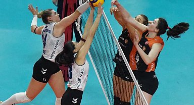 Bursa Nilüferli Sultanlar Eczacıbaşı Dynavit'i 3-1 mağlup etti