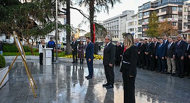 Bursa'da 24 Kasım Öğretmenler Günü kutlandı