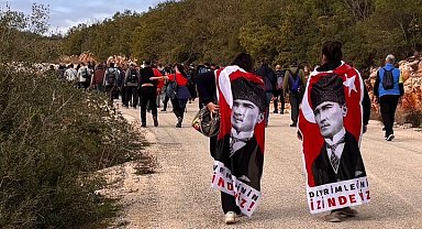 Bursa'da Nilüferliler, Mysia Yolları'nda Ata'yı andı