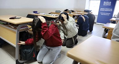 Bursa'da YKS Merkezi'nde deprem tatbikatı