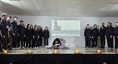 Gazi Mustafa Kemal Atatürk Gölcük'te şükran ve minnetle anıldı