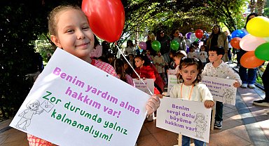 İzmir Bornova'da çocuklardan renkli etkinlik