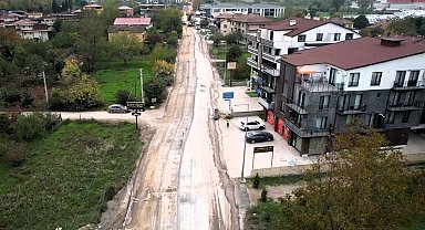 Kocaeli'de Kartepe Çepni Caddesi'nde üstyapı yenileniyor