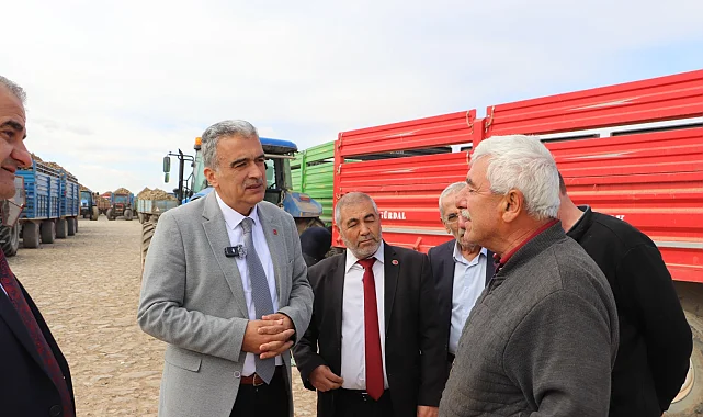 Konya'da Demirel çiftçilerin sorunlarını dinledi
