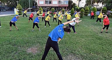Mersin'de emeklilere "Sabah Sporu" etkinliği