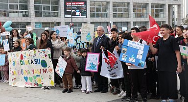 Nilüferli çocuklardan 'gelecek' için anlamlı yürüyüş