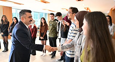 Yıldırım Belediye Başkanı Yılmaz gençlerle buluştu