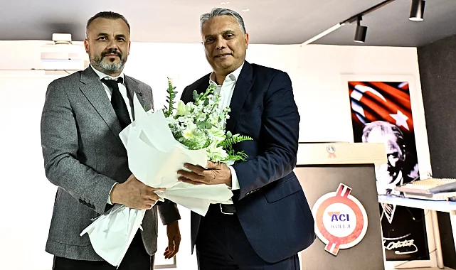 Antalya Muratpaşa'da Başkan Uysal'dan gençlere nasihat