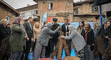 Balıkesir Büyükşehir'den susam üreticilerine destek