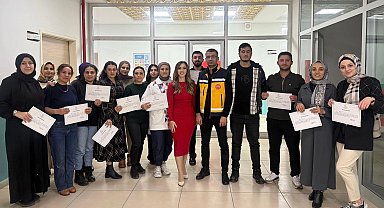 Batman'da ebelere 'Temel Yenidoğan Bakımı' eğitimi