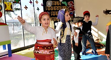 Bornovalı miniklerden 'yerli' coşku