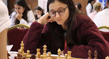 Bursa Büyükşehirli Arya Aydoğan dünya dördüncüsü