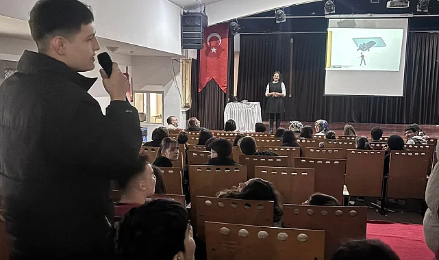 Bursa'da gençlere "Teknoloji Bağımlılığı" eğitimi verildi
