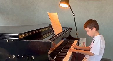 Bursalı genç yetenek uluslararası arenada gururlandırdı