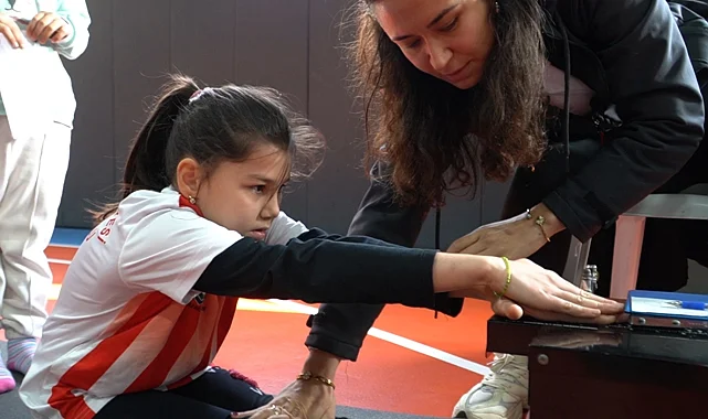 Büyükşehir'in sportif yetenek ölçümü İzmir'e yayılıyor
