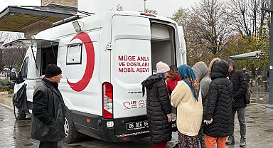 Düzce'de "Müge Anlı ve Dostları"ndan soğuk havada iç ısıtan destek