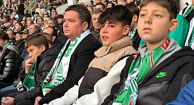 Erkan Aydın Bursaspor coşkusunu çocuklarla yaşadı