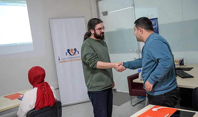İzmir'de 53 engelli çalışma hayatına katıldı