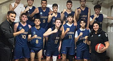 Kocaeli Çayırova'nın genç basketbolcuları namağlup lider