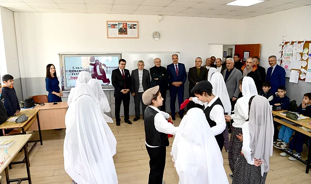 Malatya'da Başkan Er öğrencilerle buluştu