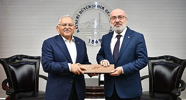 Memduh Büyükkılıç'tan KAYÜ'ye gastronomi teşekkürü