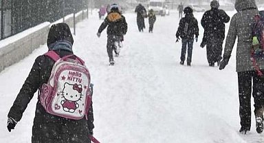 Okullara 1 günlük kar tatili! Tatil haberleri peş peşe geldi