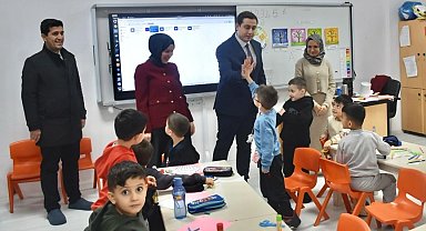 Sason Kaymakamı Başar'dan anaokuluna ziyaret