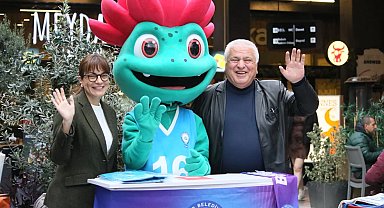 Yıldız makinesi Nilüfer Belediyespor Eker Kadın Voleybol Takımı