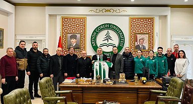 Artvinspor'dan AÇÜ Rektörü Prof. Dr. Aydın'a ziyaret