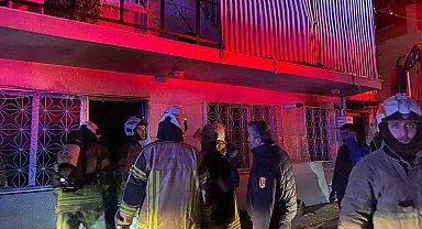 İzmir Buca'da ev yangını: 1 ölü!