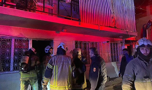 İzmir Buca'da ev yangını: 1 ölü!