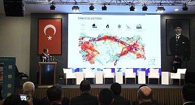 İzmir'de Başkan Tugay'dan afet yönetimi mesajı