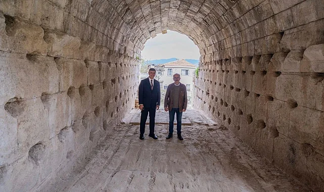 İzmir'de tarihe yol açılıyor