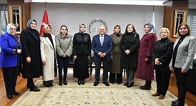 Kayseri Büyükşehir'den dayanışma mesajları