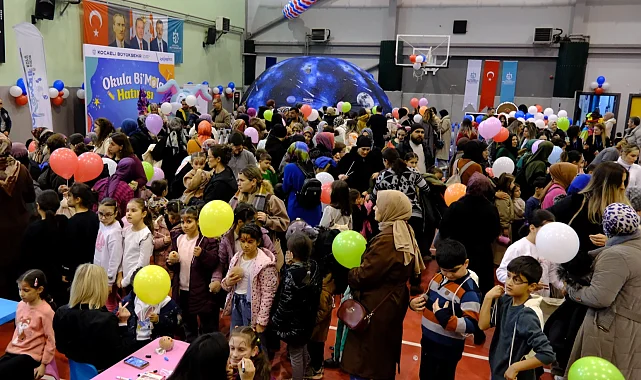 Kocaeli'de "Okula Bi' Mola" etkinlikleri Karamürsel'i coşturdu