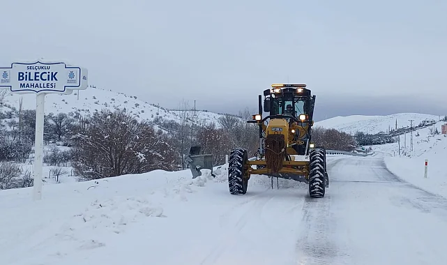 Konya Büyükşehir AKOM koordinesinde kar mesaisinde